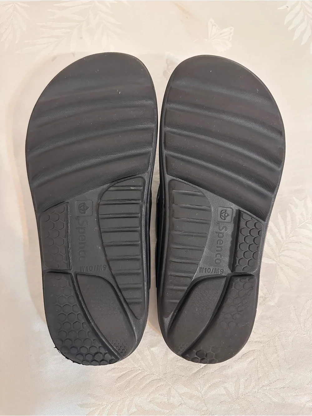 Spenco Men's Black Comfort Foam Flip-Flop Sandals W10 M9